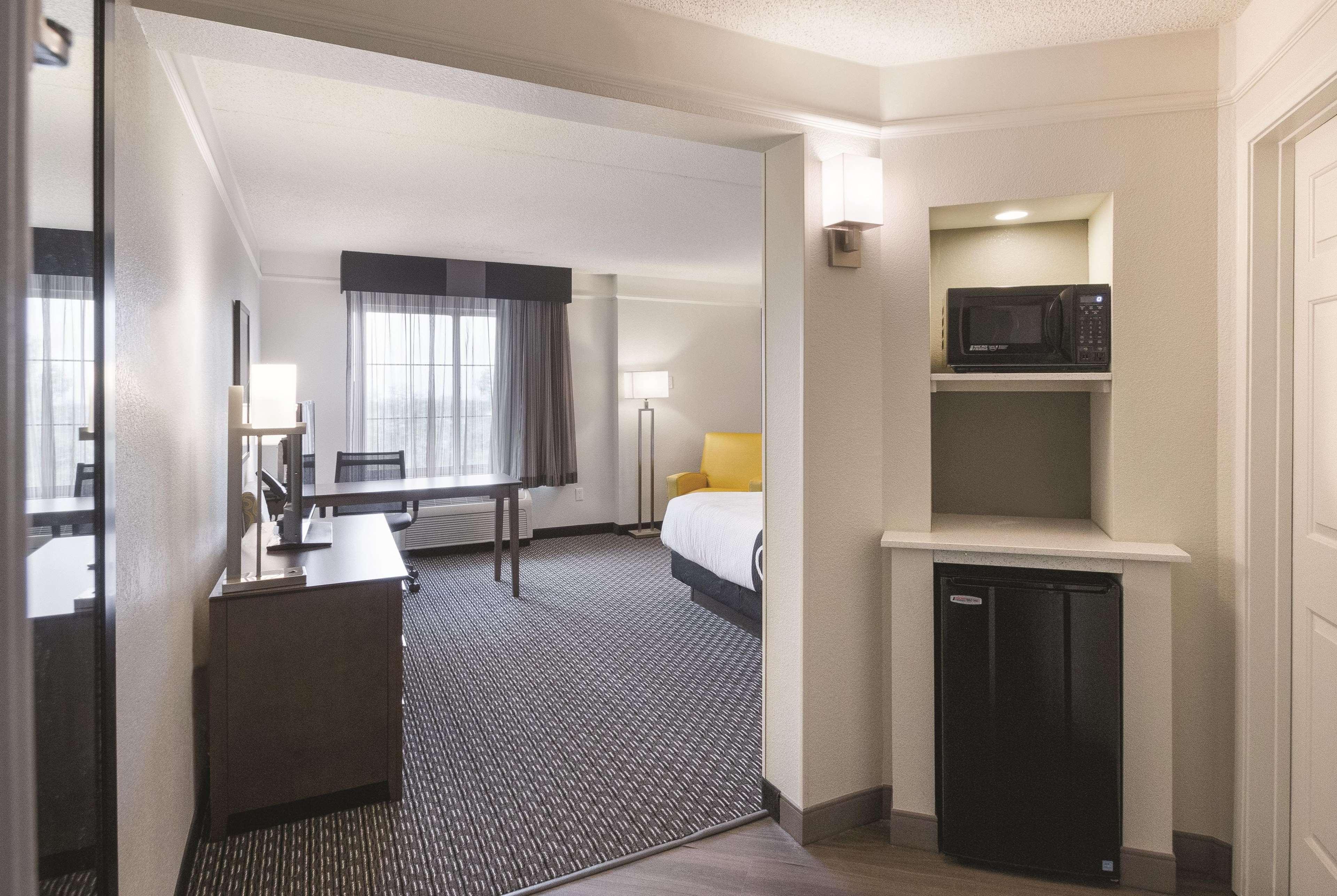 La Quinta By Wyndham Orem University Pwy Provo Bagian luar foto